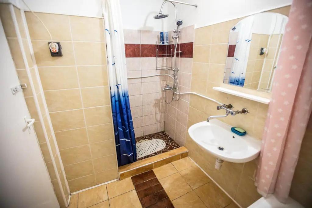 Keleti Apartment City Center Big Flat Bedroom Private Use Budapest Eksteriør billede
