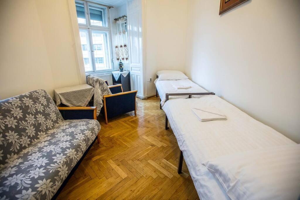 Keleti Apartment City Center Big Flat Bedroom Private Use Budapest Eksteriør billede