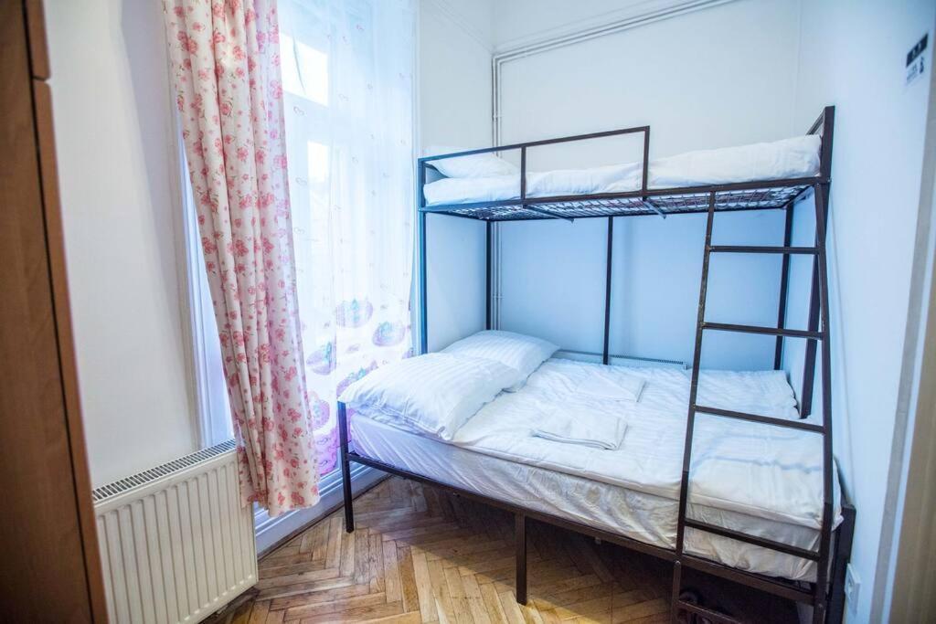 Keleti Apartment City Center Big Flat Bedroom Private Use Budapest Eksteriør billede