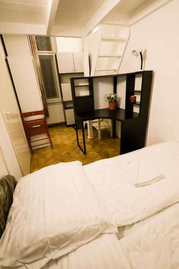 Keleti Apartment City Center Big Flat Bedroom Private Use Budapest Eksteriør billede